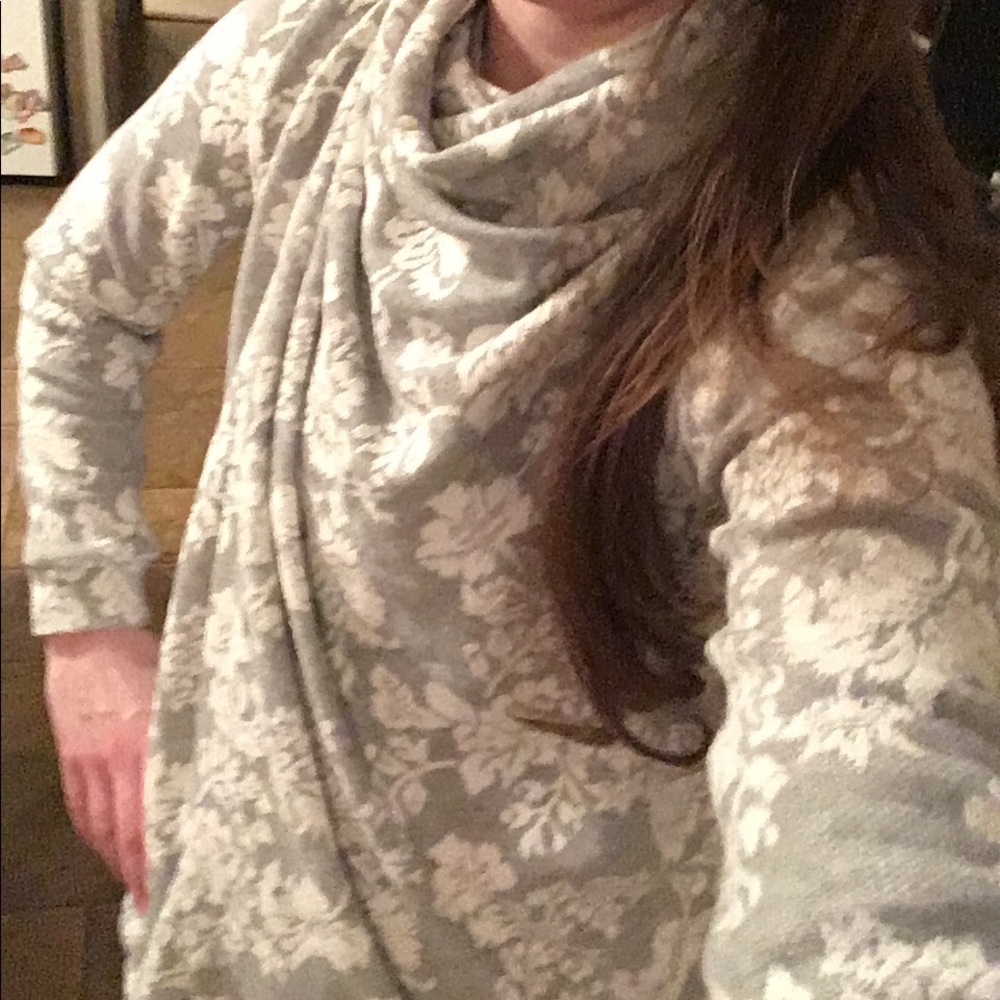 Wrap sweater